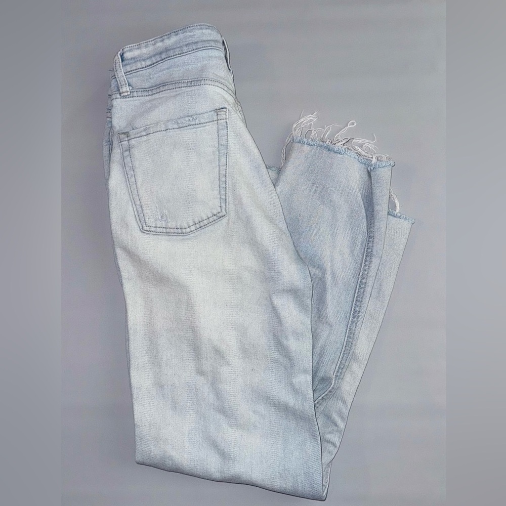 Wild Fable Stretchy Light Washed Jeans